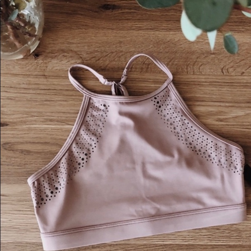 NWOT Victoria’s Secret Sports Bra